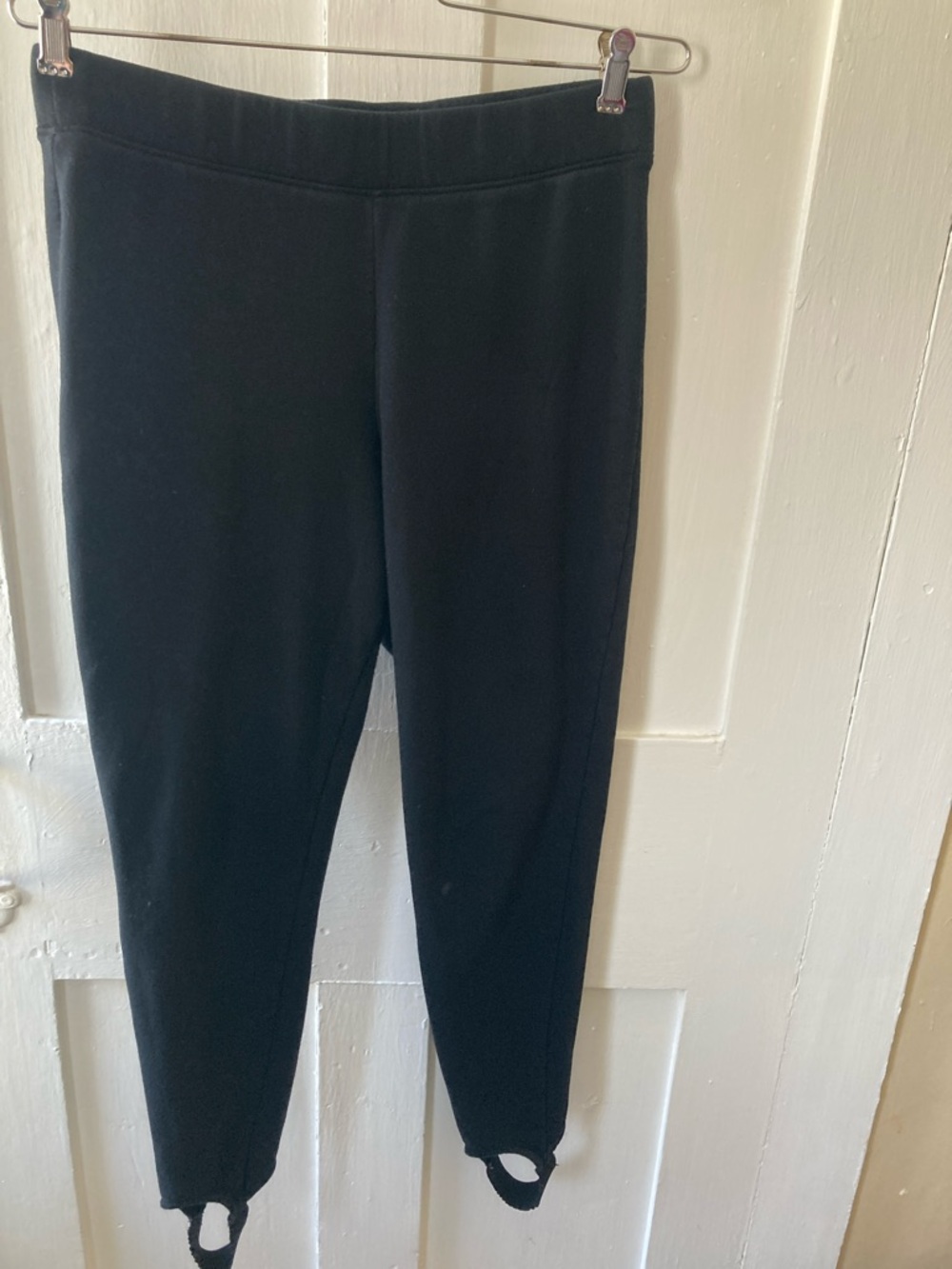 Old Navy Black Stirrup Leggings with Elastic Waist